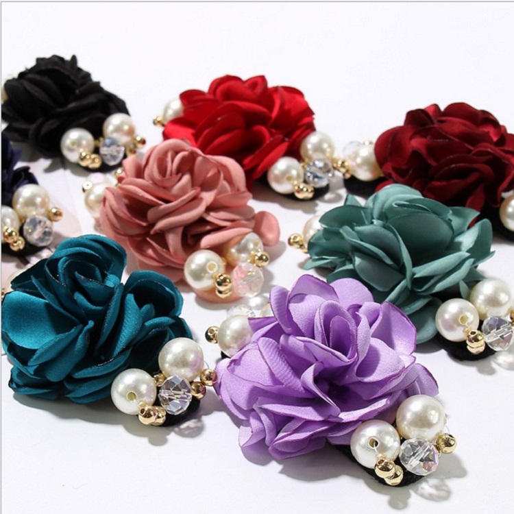 Korean version of fashion hair decoration large pearl rose flowers hair circle camellia hair rope headdress inlaid with