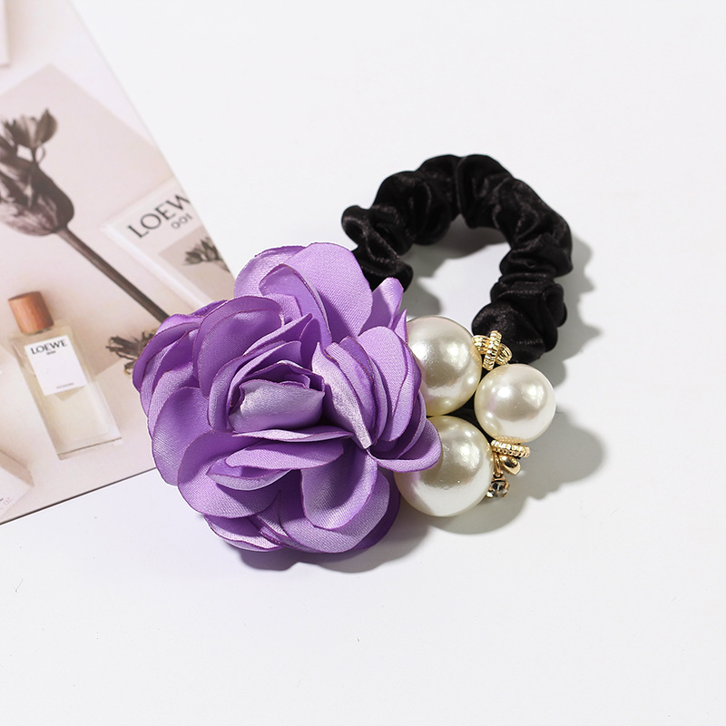 Korean version of fashion hair decoration large pearl rose flowers hair circle camellia hair rope headdress inlaid with Korean version of fashion hair decoration large pearl rose flowers hair circle camellia hair rope headdress inlaid with