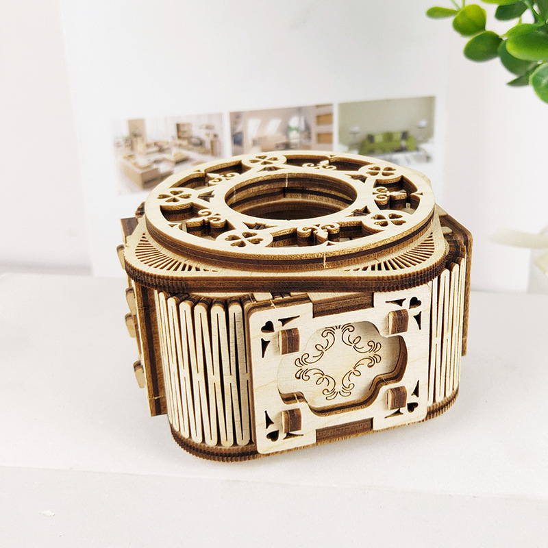 Youge Uguter Clover Music Box 3D Wooden Three-Dimensional Puzzle Assembled Music Box Creative Gift