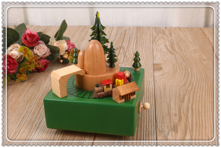 Creative birthday gift Christmas train box music box zhi lie trading co. LTD Creative birthday gift Christmas train box music box zhi lie trading co. LTD