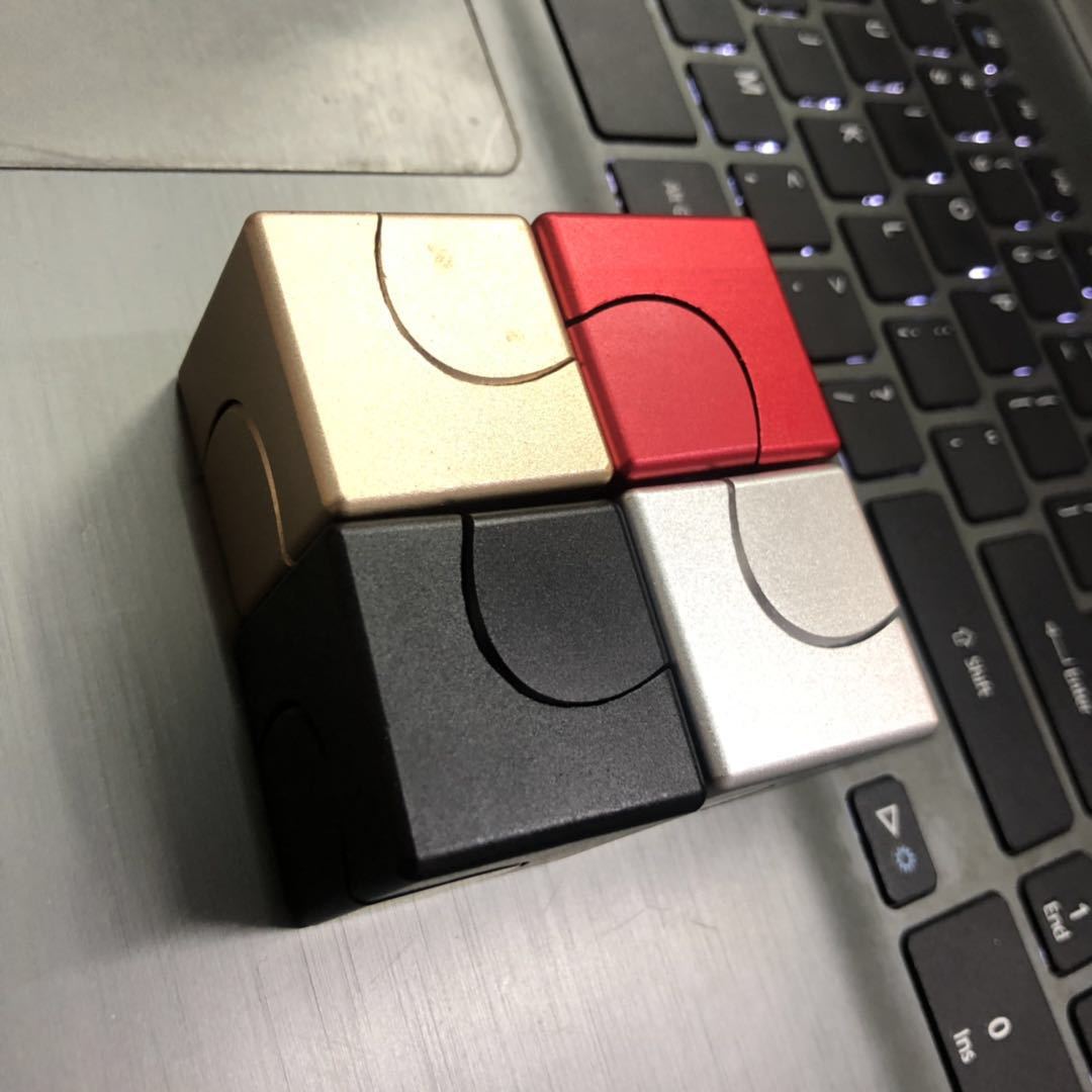 New Colorful Hand Spinner Creative Aluminum Alloy Rubik's Cube Fingertip Gyro Fingertip Pressure Reduction Toy Gift