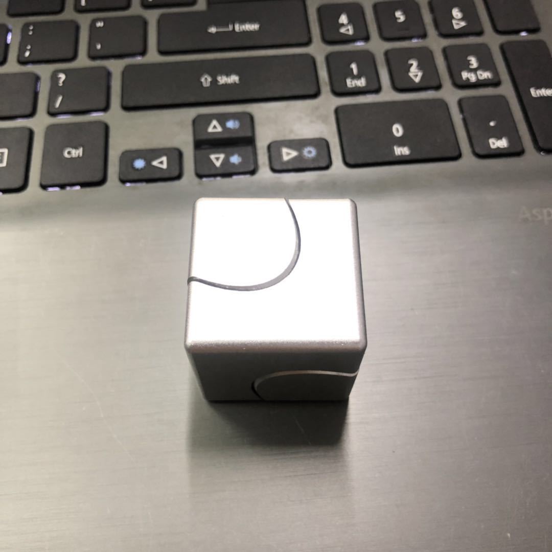 New Colorful Hand Spinner Creative Aluminum Alloy Rubik's Cube Fingertip Gyro Fingertip Pressure Reduction Toy Gift