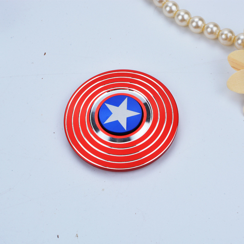 The new captain America's fingertip gyro metal decompressor refers to a spiral of cool creative toy gyro wholesale. The new captain America's fingertip gyro metal decompressor refers to a spiral of cool creative toy gyro wholesale.