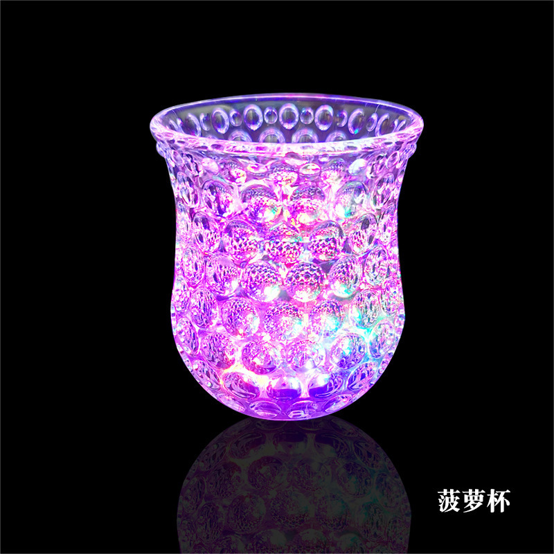 Induction Pineapple Cup into the Water Is Bright Luminous Cup LED Flash Cup Luminous Cup Bar Party Supplies Stall Wholesale
