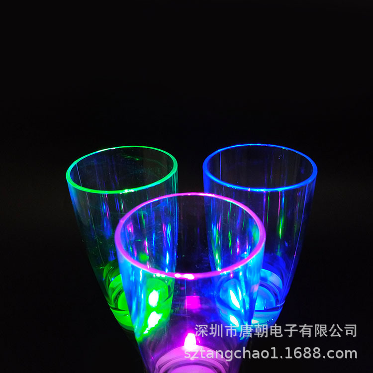 Luminous Cup Champagne Glass PS Champagne Glass European and American Party Led Plastic Champagne Cup Champagne Glass Luminous Cup Champagne Glass PS Champagne Glass European and American Party Led Plastic Champagne Cup Champagne Glass