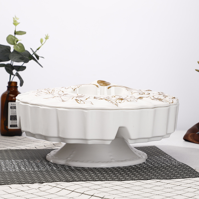 Manufacturers direct Imitation porcelain candy tray dry fruit tray divided into small fruit tray creative European living room fruit tray