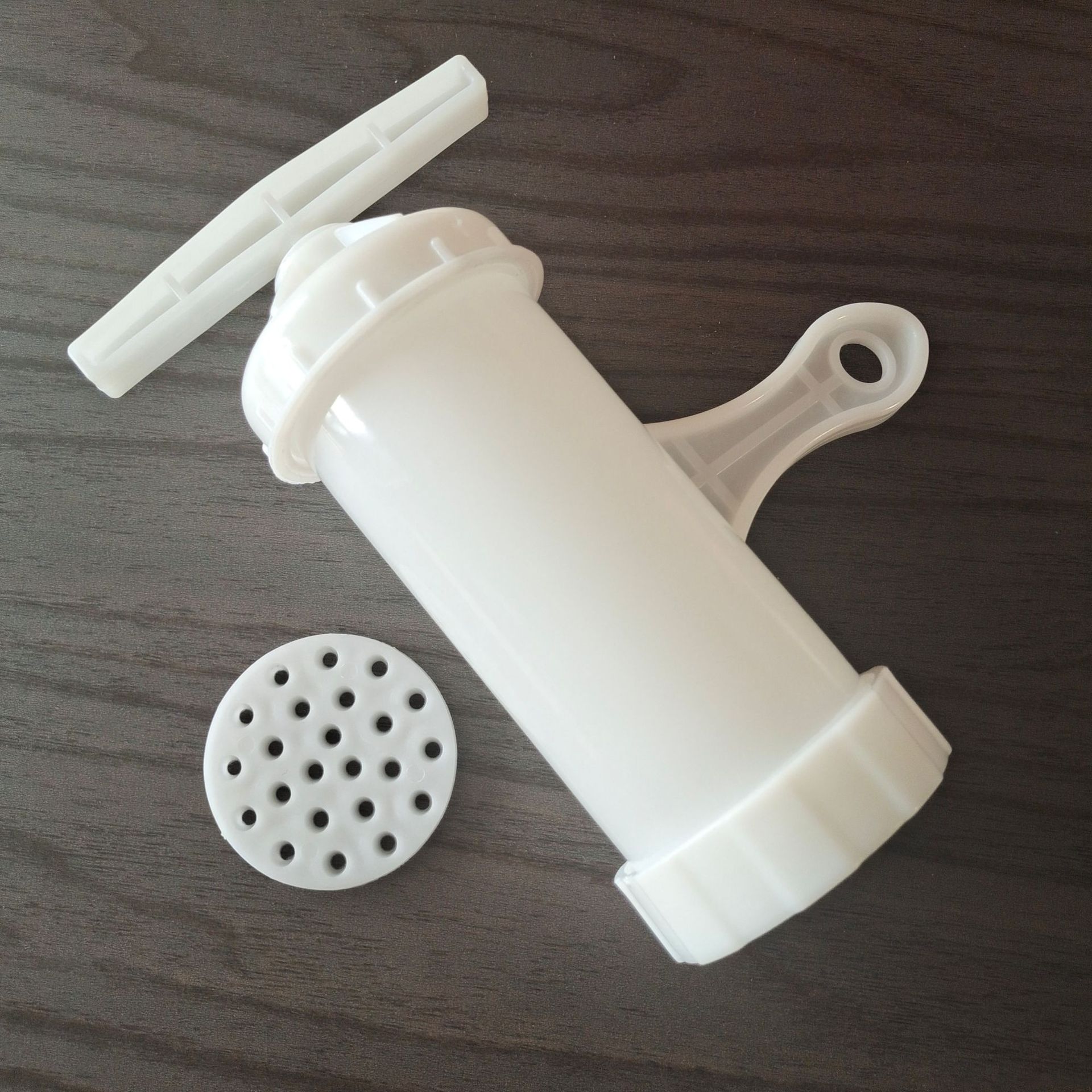 Fengren Multi-Functional Plastic Noodle Press Small Hand-Operated Noodle Maker Kitchen Household Manual Plastic Noodle Squeezer Fengren Multi-Functional Plastic Noodle Press Small Hand-Operated Noodle Maker Kitchen Household Manual Plastic Noodle Squeezer