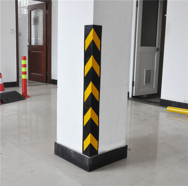 Rubber Guarding Angle Corner Wall Protector Underground Garage Traffic Reflective Corner Protection Factory Direct Sales