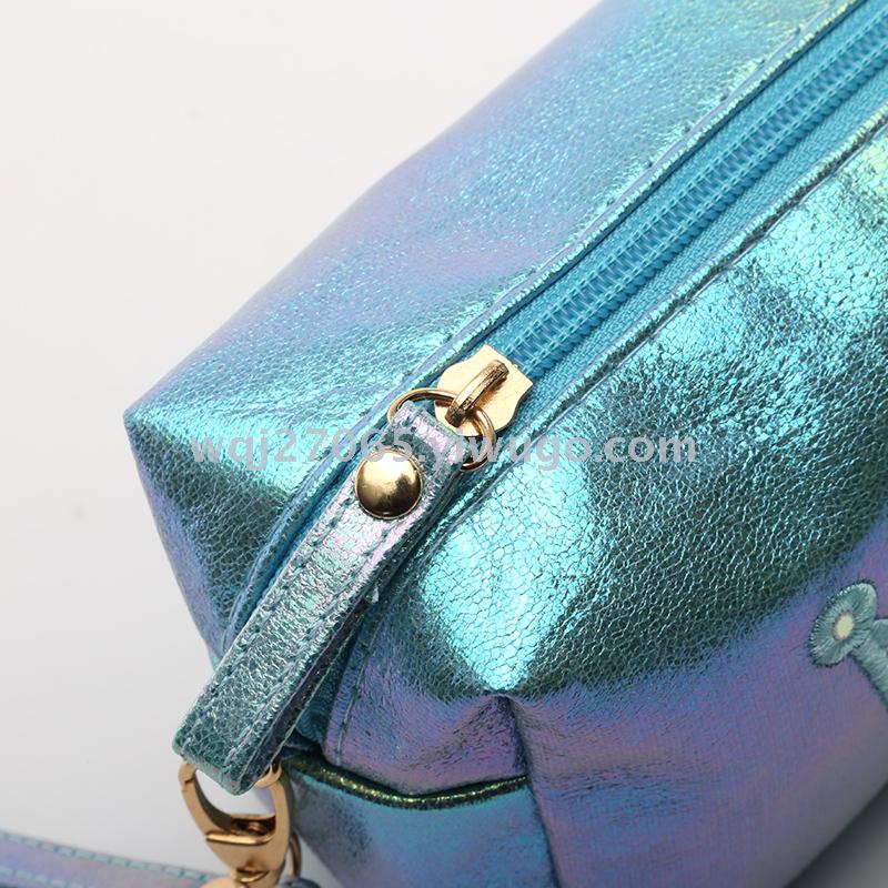 Foreign trade hot-selling crackle prince bag dazzle color cloth art cosmetic bag crown portable storage bag has copyright patent