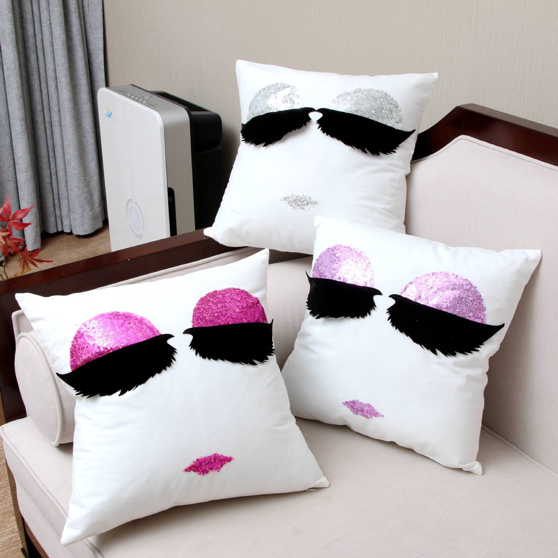 Korean Style Hot Sale Fashion Eyelash Square Cushion Creative Sequins Big Eyes Pillow Living Room Backrest Pillow Wholesale Korean Style Hot Sale Fashion Eyelash Square Cushion Creative Sequins Big Eyes Pillow Living Room Backrest Pillow Wholesale
