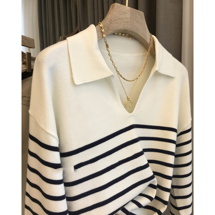 21 Autumn and Winter New ~ Simple Fashion! Iodine French Lapel Horizontal Striped Pullover Long Sleeve Navy-Striped Shirt Top for Women