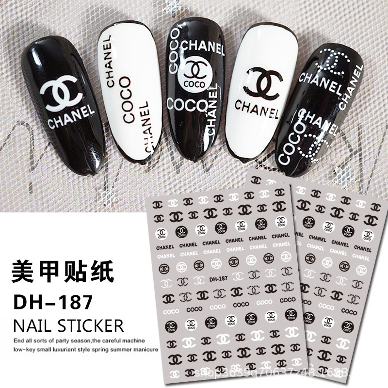 Japanese Nail Sticker Champagne Gold Nail Sticker 3D with Adhesive Graceful Nail Sticker Decorative Nail Shaped Piece Japanese Nail Sticker Champagne Gold Nail Sticker 3D with Adhesive Graceful Nail Sticker Decorative Nail Shaped Piece