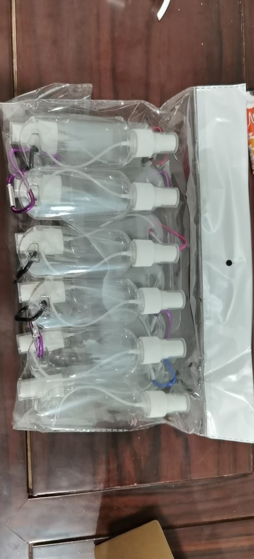 Portable Subpackaging Bottles Cosmetic Bottle Travel Buckle Spray Bottle Cleansing Water Small Spray Bottle Pet Lotion Pump
