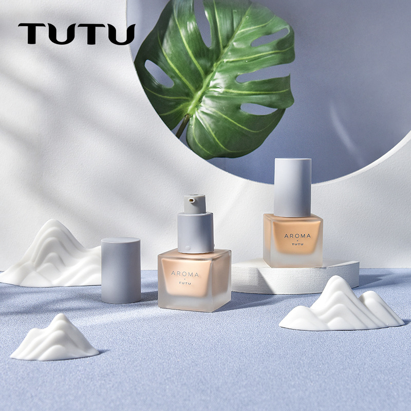 Liquid Foundation Oil Control Lasting Moisturizing Concealer BB Cream Dry Skin Oil Skin Skin Care Lightweight Nude Makeup Student