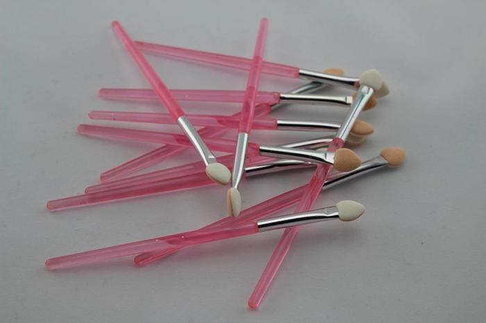 Eye Shadow Applicator ,Eye tip applicator ,Sponge Eye shadow stick, Eye shadow foam applicator, Eye shadow brush, Eye shadow Sponge Applicator-LY5006 Eye Shadow Applicator ,Eye tip applicator ,Sponge Eye shadow stick, Eye shadow foam applicator, Eye shadow brush, Eye shadow Sponge Applicator-LY5006
