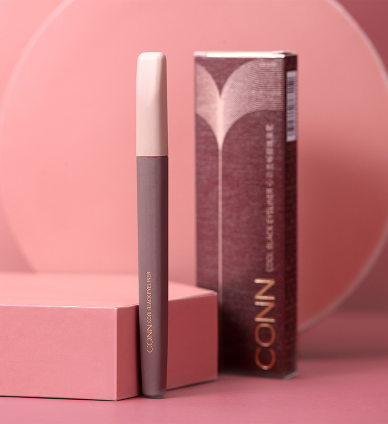 CONN6203 smooth eyeliner liquid pen cool black quick - drying waterproof and anti - time! Not easily dizzy sponge head eyeliner makeup