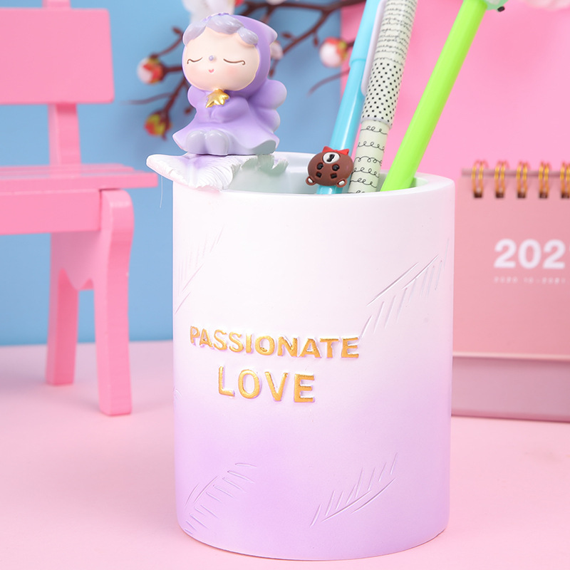 Cartoon New Resin Crafts Pencil Vase Decoration Student Cultural and Creative Stationery Gifts Penholder New Year Gift Prizes