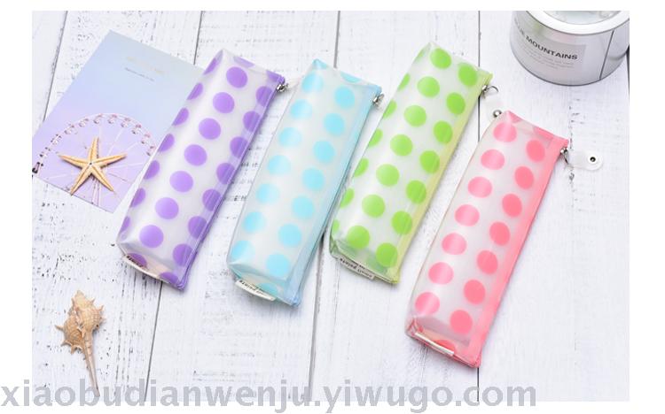 Creative and simple primary and secondary school students wave point girls PVC pen bag boys and girls cute little fresh Korean stationery wholesale Creative and simple primary and secondary school students wave point girls PVC pen bag boys and girls cute little fresh Korean stationery wholesale