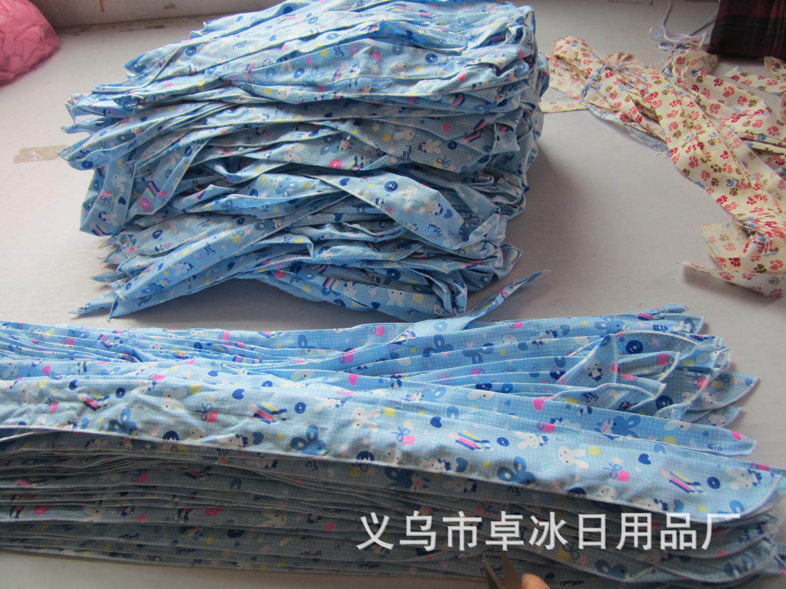 Summer Supply Cold Feeling Iced Towel Outdoor Running Sports Cooling Ice-Cold Towel Towel Water-Filled Expansion Iced Towel Spot Goods