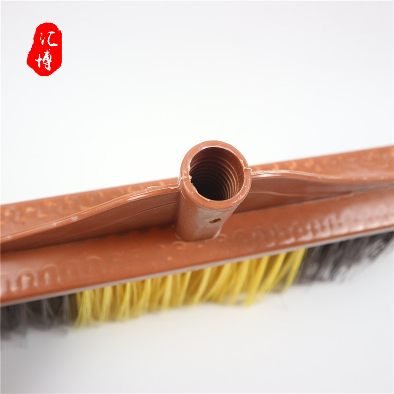Yiwu Factory Africa Hot Sale Large Size Broom Head Plastic Coffee Color High Stretch Yarn Broom Head with Wooden Pole 9006