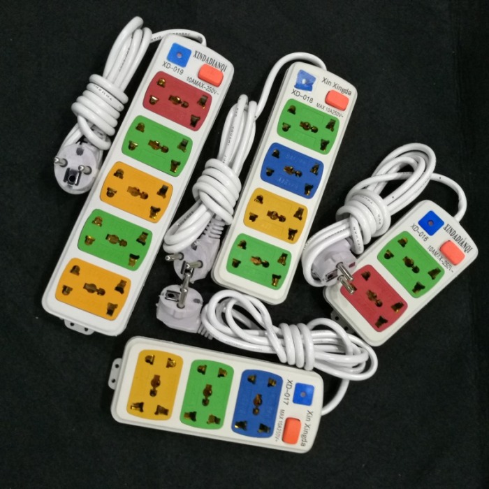Factory Price Wholesale British Standard Plug with Switch Socket Safety Power Strip Extension Cable Patch Board Patch Board Factory Price Wholesale British Standard Plug with Switch Socket Safety Power Strip Extension Cable Patch Board Patch Board