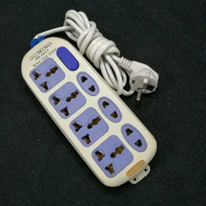 Factory Price Wholesale British Standard Plug with Switch Socket Safety Power Strip Extension Cable Patch Board Patch Board Factory Price Wholesale British Standard Plug with Switch Socket Safety Power Strip Extension Cable Patch Board Patch Board