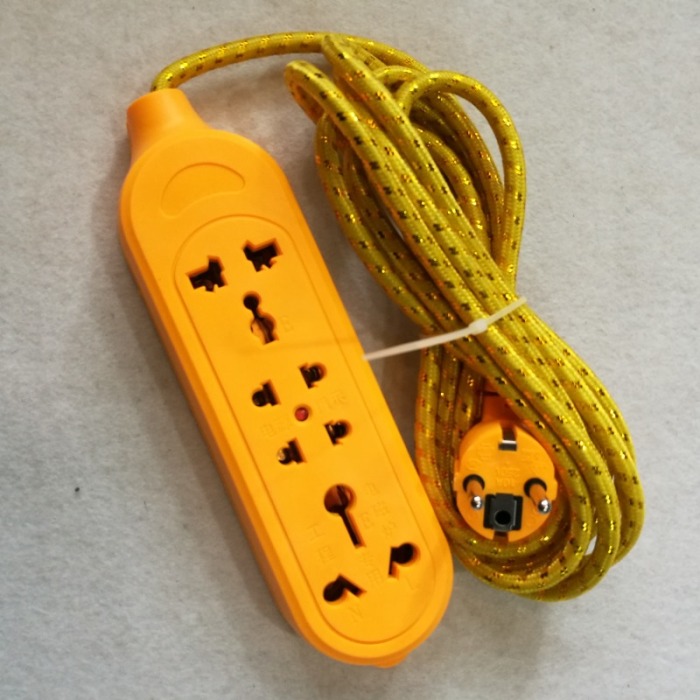 Factory Price Wholesale British Standard Plug with Switch Socket Safety Power Strip Extension Cable Patch Board Patch Board Factory Price Wholesale British Standard Plug with Switch Socket Safety Power Strip Extension Cable Patch Board Patch Board