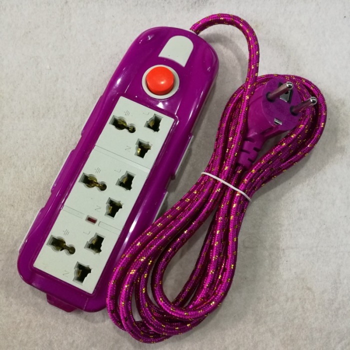 Factory Price Wholesale British Standard Plug with Switch Socket Safety Power Strip Extension Cable Patch Board Patch Board Factory Price Wholesale British Standard Plug with Switch Socket Safety Power Strip Extension Cable Patch Board Patch Board