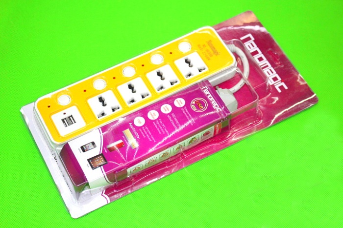 Supply Foreign Trade British Standard Four-Position Four-Open Socket Safety Power Strip Extension Cable Patch Board Patch Board Supply Foreign Trade British Standard Four-Position Four-Open Socket Safety Power Strip Extension Cable Patch Board Patch Board