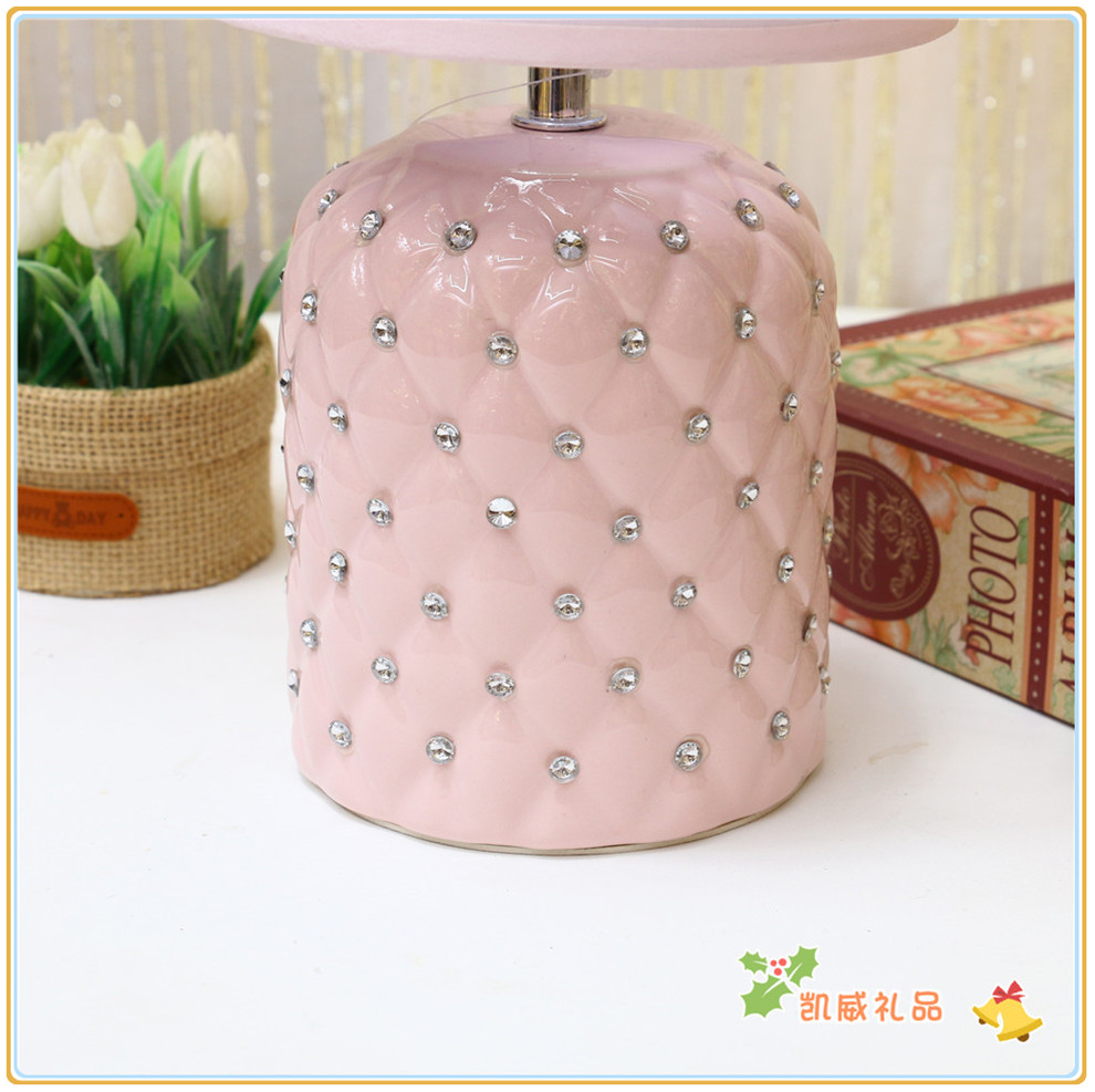 American Style Desk Lamp Bedside Lamp Bedroom Simple Ceramic Table Lamp Children's Room Student Dormitory Table Lamp American Style Desk Lamp Bedside Lamp Bedroom Simple Ceramic Table Lamp Children's Room Student Dormitory Table Lamp