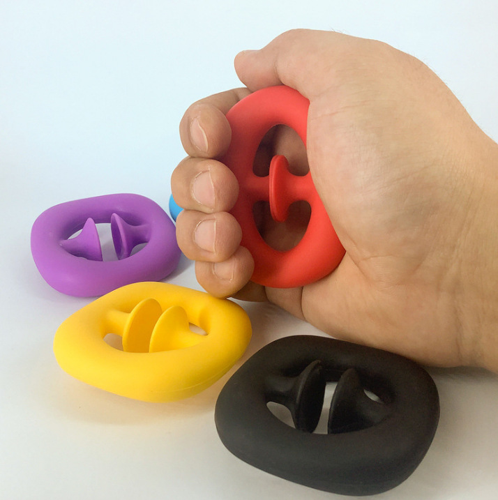 Shenzhen Manufacturer Silicone Spring Grip Training Five Finger Strength Exercise Arm Muscle Grip Device Decompression Toy Mouse Killer Pioneer Shenzhen Manufacturer Silicone Spring Grip Training Five Finger Strength Exercise Arm Muscle Grip Device Decompression Toy Mouse Killer Pioneer