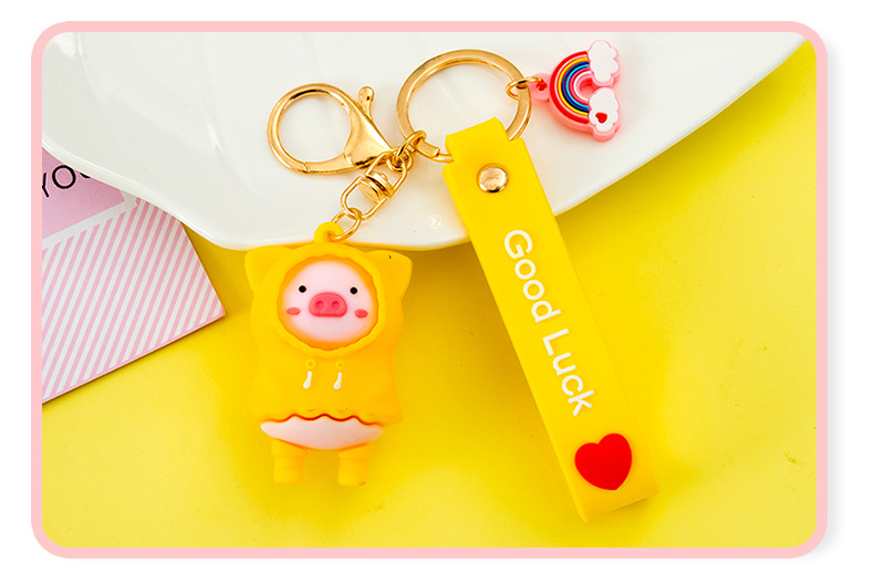 Girl 'S Creative Piggy Keychain Cute Raincoat Pig Pendant Earphone Protective Cover Bag Ornaments Soft Glue Small Gift