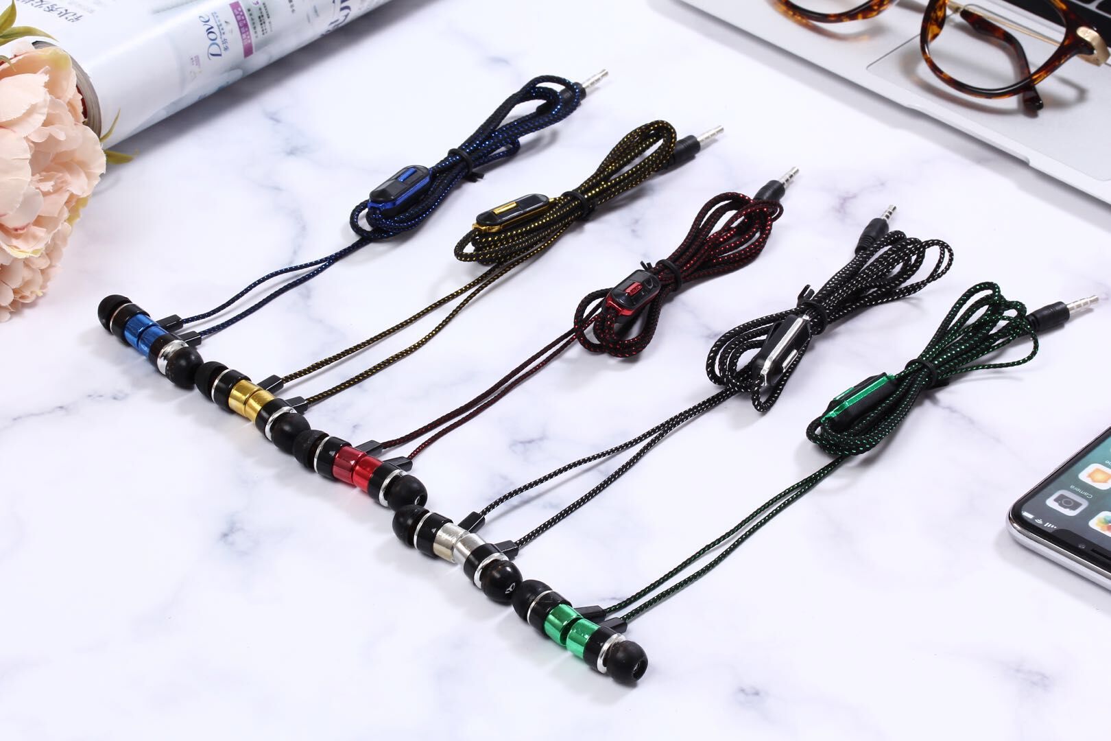New Braided Wiring Headset in-Ear Dynamic Bass Boost with Mic M Audio Earphone Compatible with Universal Earphones for Mobile Phones New Braided Wiring Headset in-Ear Dynamic Bass Boost with Mic M Audio Earphone Compatible with Universal Earphones for Mobile Phones