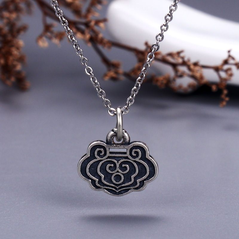 National Style Distressed Thai Silver Safe Longevity Lock Pendant DIY Alloy Accessories Wholesale Fashionable All Match Jewelry Accessories