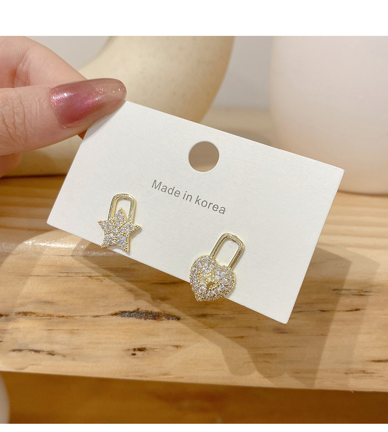 Japanese and Korean Style Creative and Slightly Luxury Asymmetric Earrings Female Five-Pointed Star Lock Head Zircon Earrings Versatile High Sense Ear Rings