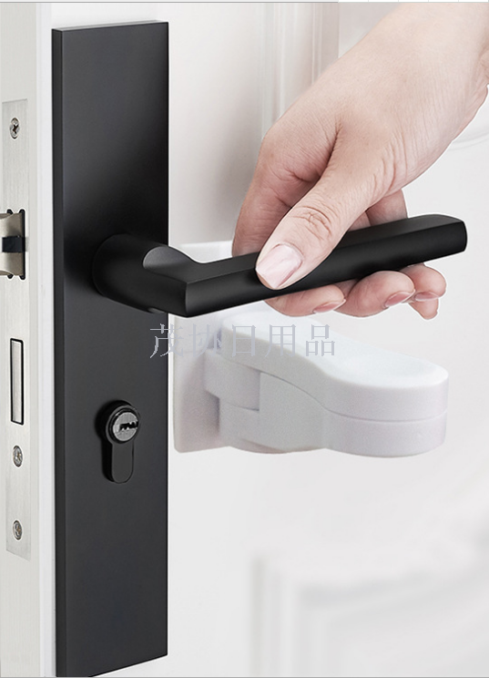 Child safety door handle lock