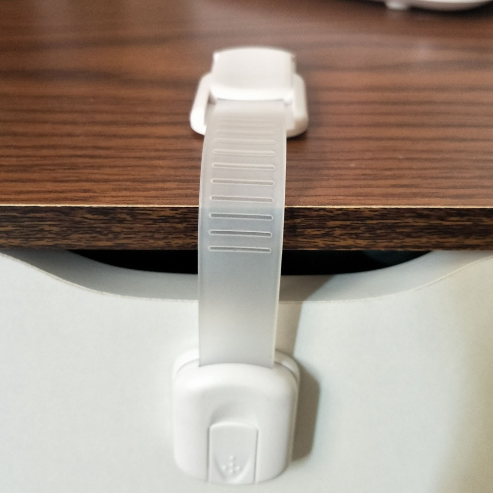 T19 Baby Chest of Drawer Door Safety Lock Japanese-Style Adjustable White Long Lock Infant and Child Safety Supplies