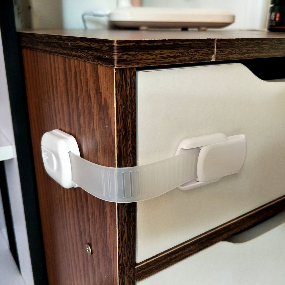 T19 Baby Chest of Drawer Door Safety Lock Japanese-Style Adjustable White Long Lock Infant and Child Safety Supplies