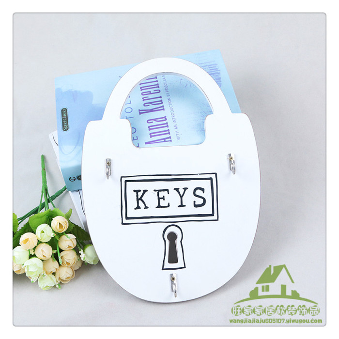 Wooden lock model retro decorative wall hanging hook on the wall behind the door keys