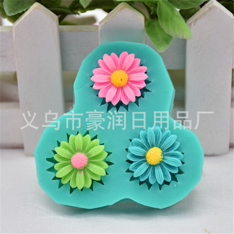 1 small rose silicone mold rose flower cake mold turning sugar chocolate cake mold 1 small rose silicone mold rose flower cake mold turning sugar chocolate cake mold