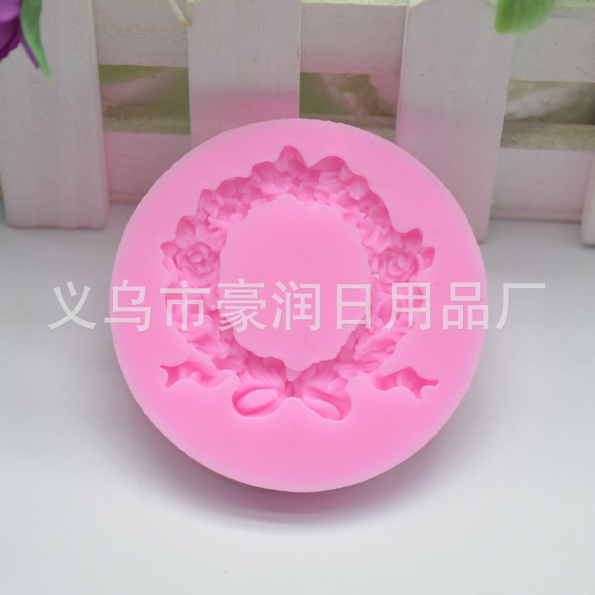 Even pinecone silicone molasses mold Christmas cake mold chocolate cake DIY baking mold Even pinecone silicone molasses mold Christmas cake mold chocolate cake DIY baking mold