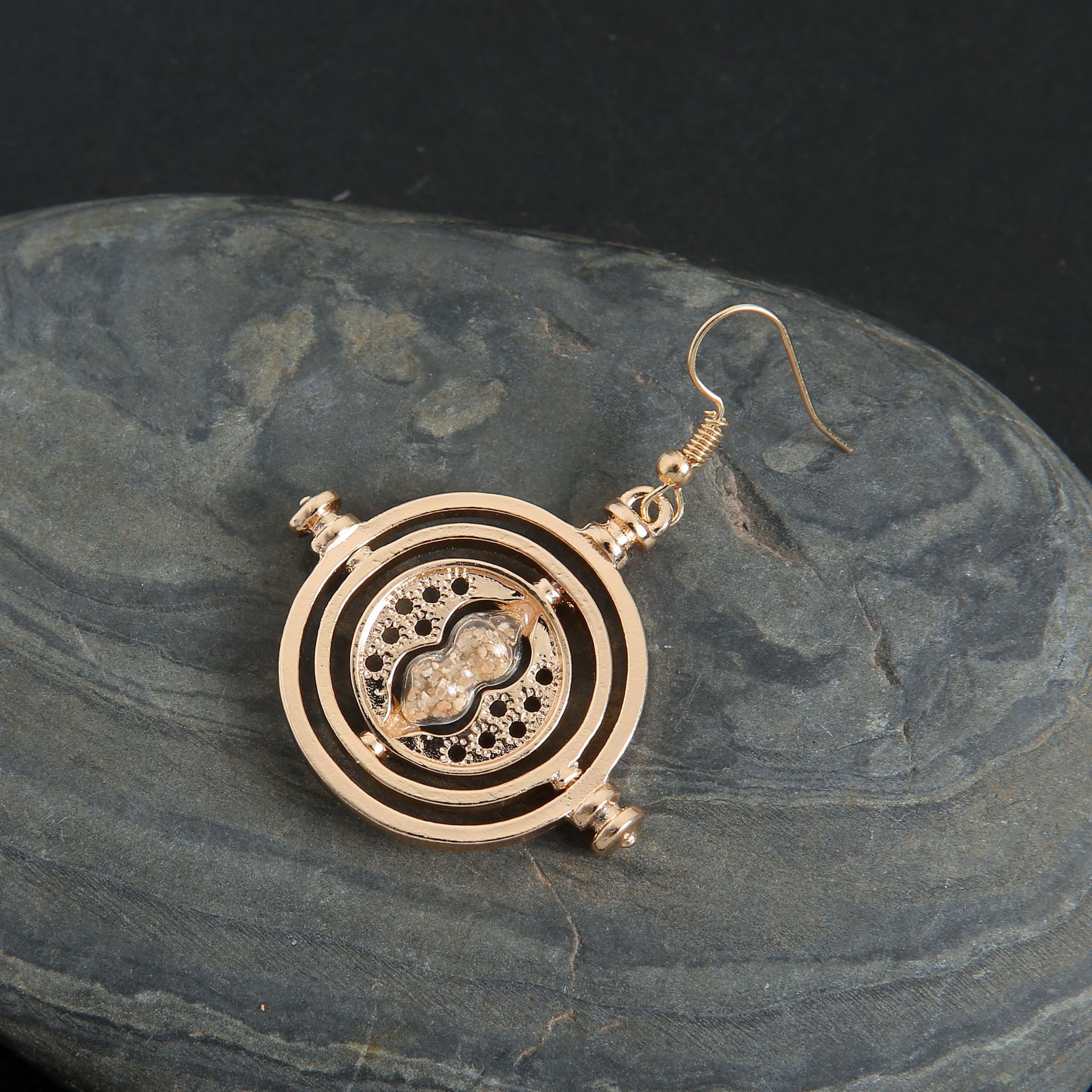 European and American Films and Television Products Cross-Border Hot Selling Harry Potter Time Converter Hourglass Necklace Earrings Series Sweater Chain European and American Films and Television Products Cross-Border Hot Selling Harry Potter Time Converter Hourglass Necklace Earrings Series Sweater Chain