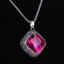 European and American Jewelry Time Time Converter Hourglass Necklace Accessories Factory Wholesale