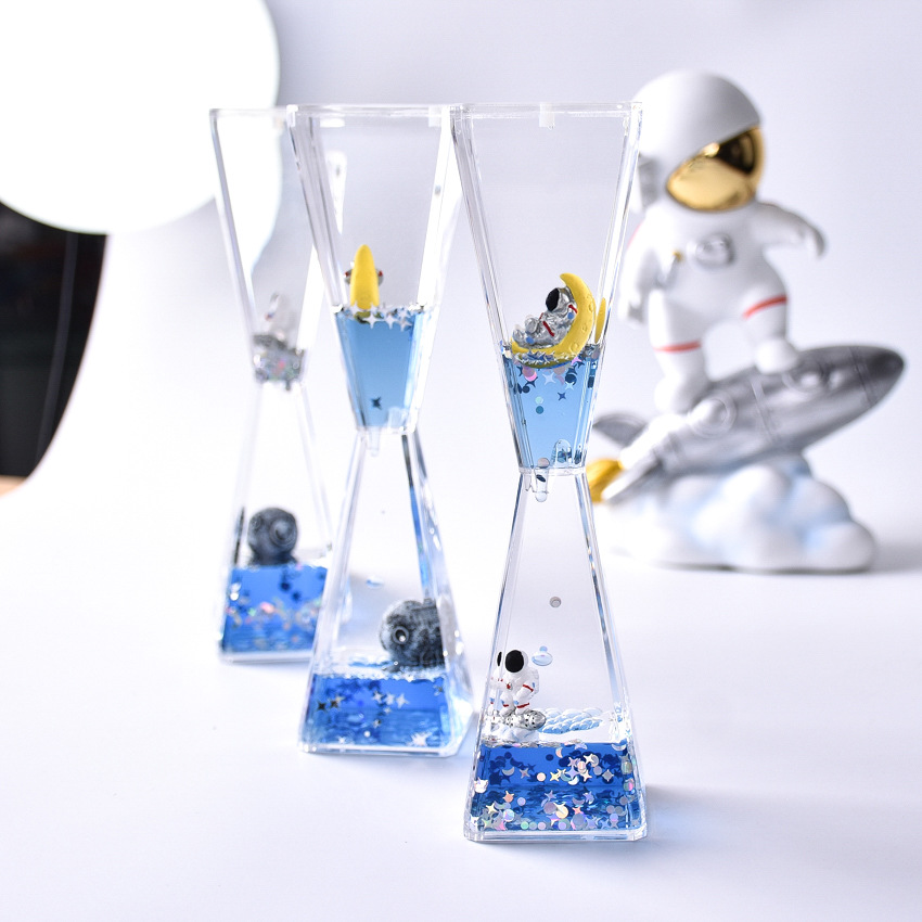 Tiktok Red Creative Astronaut Liquid Quicksand Oil Leak Spaceman Starry Sky Drip Hourglass Oil Drop Decoration Decompression