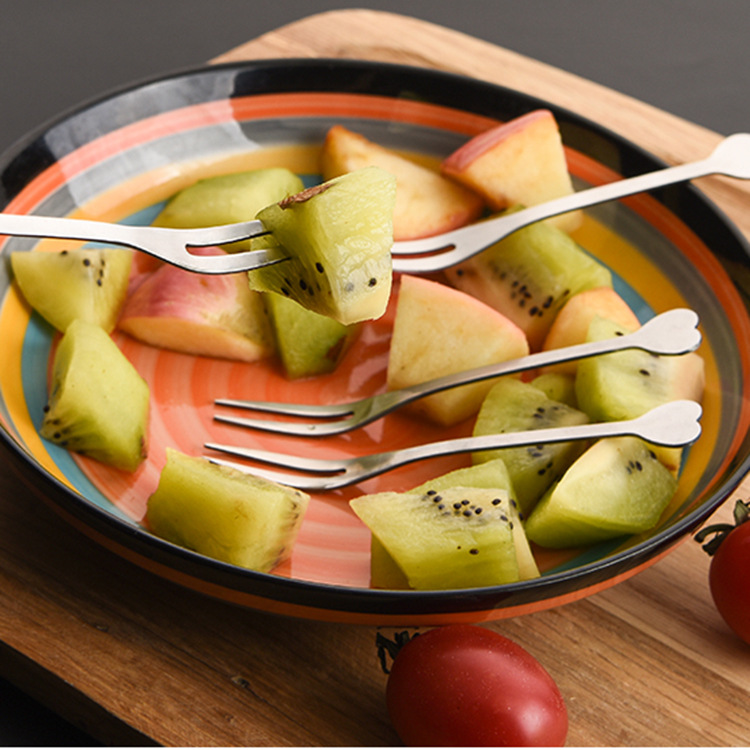 Stall Creative Heart Household Fruit Toothpick Stainless Steel Fruit Fork Simple Two-Tooth Fork Cake Pastry Fork Wholesale