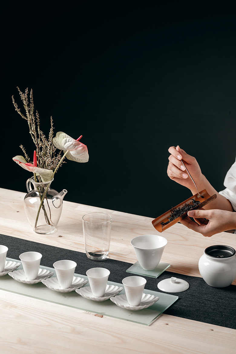 Dehua Sheep Fat Jade HandCarved Auspicious Cloud Cover Bowl Thin Tire Not Hot Tea Bowl Kung Fu Tea Set Ceramic Whiteware
