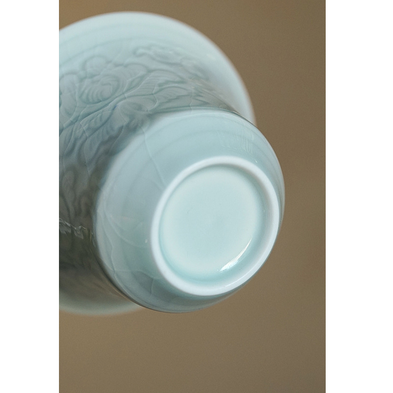 Green Ceramic Cover Bowl Imitation Song Carved Begonia Pattern Tea Bowl Kung Fu Tea Set Tea Cup Gracked Glaze Pattern