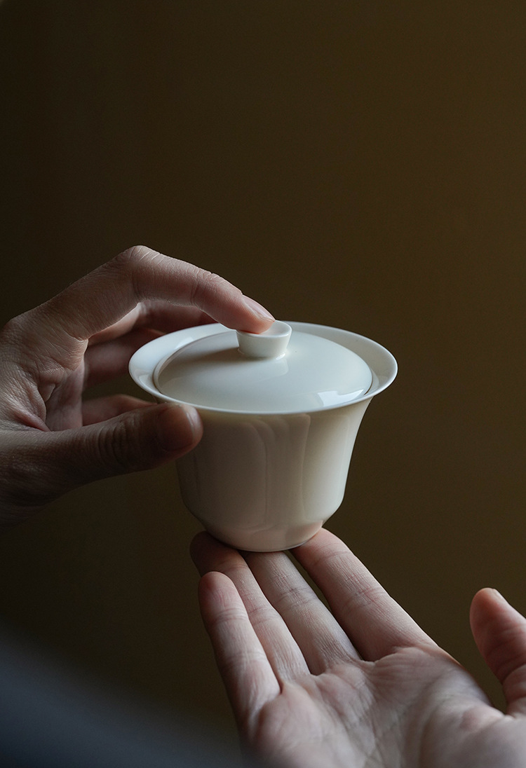 Twilight Cangzhai Jingdezhen Handmade Thin Tire Apricot White Cover Bowl Kung Fu Tea Set Tea Cup Tea Bowl