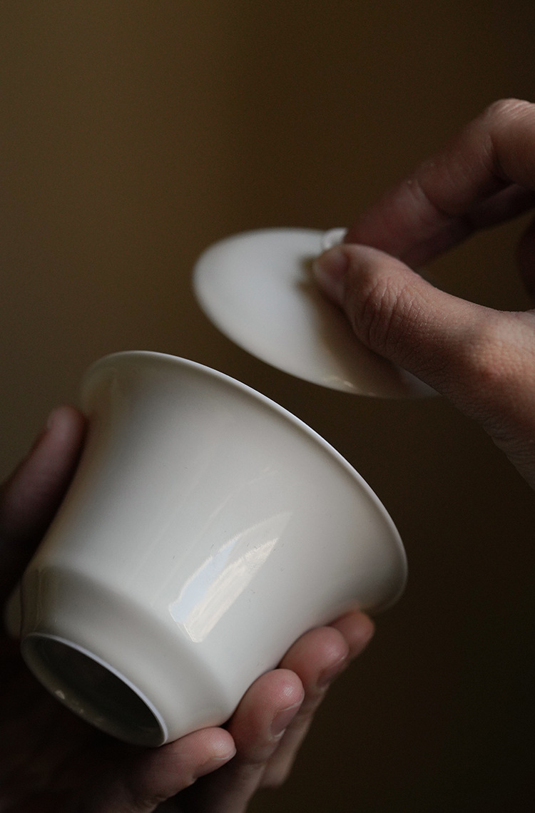 Twilight Cangzhai Jingdezhen Handmade Thin Tire Apricot White Cover Bowl Kung Fu Tea Set Tea Cup Tea Bowl