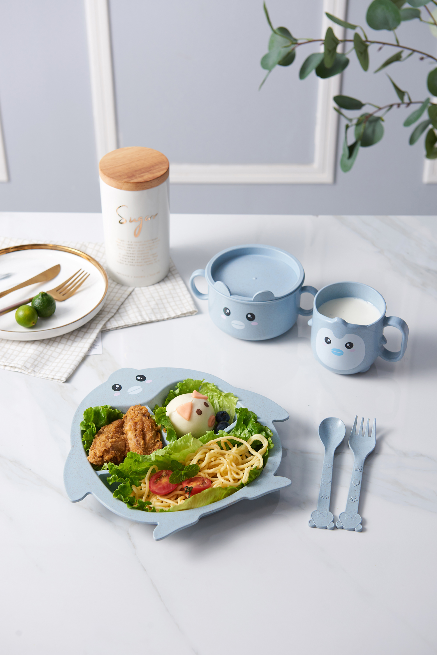 Children tableware wheat straw children suit cartoon penguin three piece set of spoon fork plate set three grid plate Children tableware wheat straw children suit cartoon penguin three piece set of spoon fork plate set three grid plate